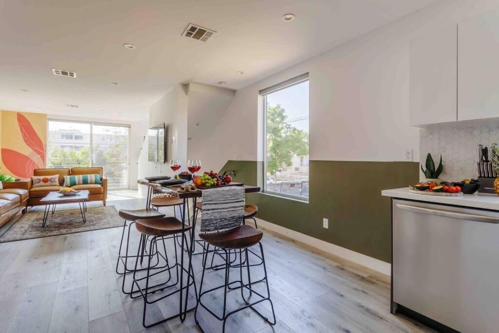Hollywood Art House With Bright Sunlight Apartment Los Angeles Exterior photo
